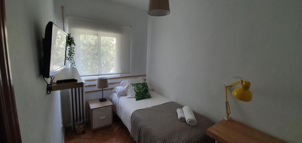 Real Beds Madrid Exterior foto